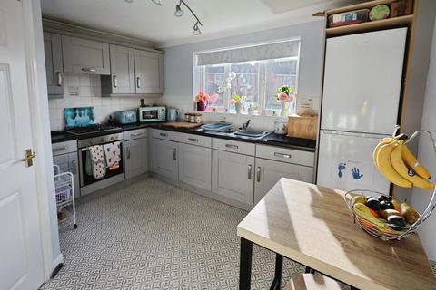 5 bedroom detached house for sale, Larmouth Court, Willington, Crook