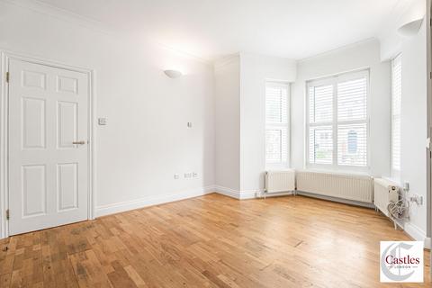 2 bedroom ground floor flat for sale, Mount Pleasant Lane, E5