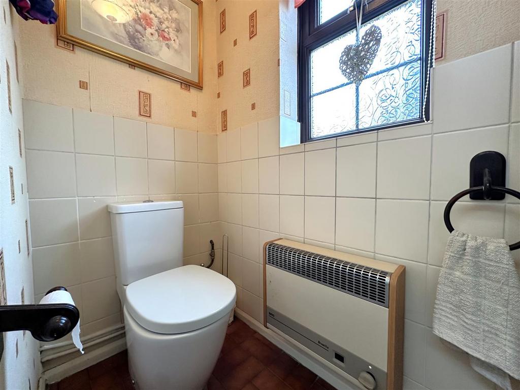 Ground Floor W.C 299