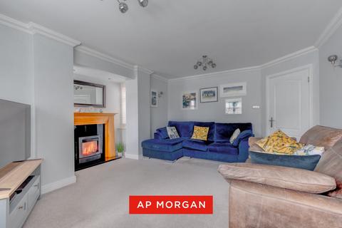 undefined, Julian Close, Catshill, Bromsgrove, Worcestershire, B61