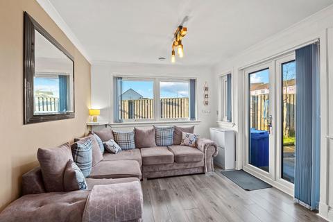 undefined, Fallas Place, Fauldhouse