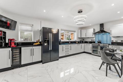 4 bedroom detached house for sale, Bridge Street, Peterborough PE6