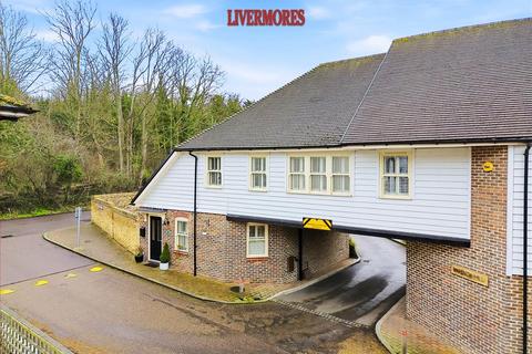 3 bedroom end of terrace house for sale, Darenth Mill Lane, Dartford