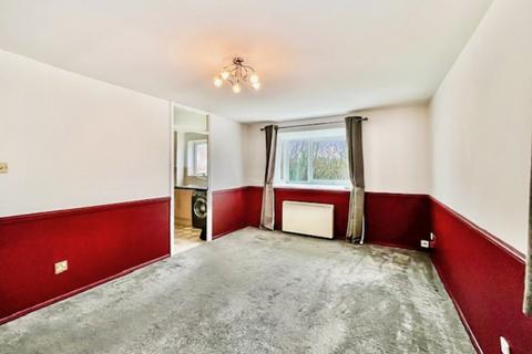 2 bedroom flat for sale, Valley Green, Hemel Hempstead, HP2