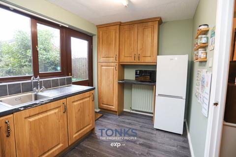 2 bedroom end of terrace house for sale, The Heathlands, Rowley Regis B65