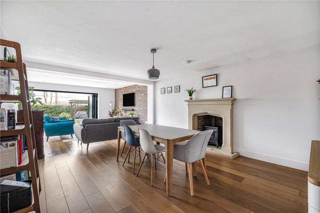 Dining/Family Room