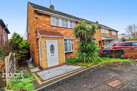 2 bedroom end of terrace house for sale, Cullen Square, South Ockendon