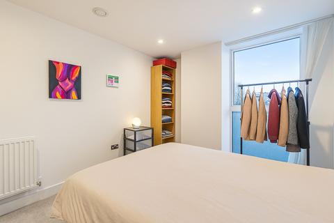 2 bedroom apartment to rent, Mill Lane, Distillery Tower, SE8