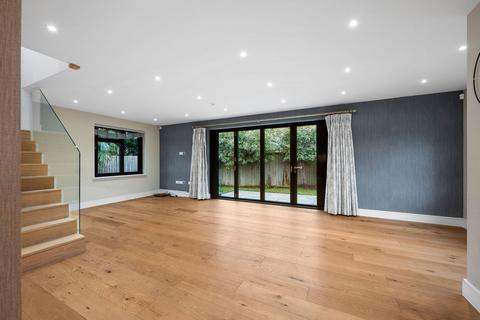 4 bedroom detached house for sale, Blackbrook Lane, Bickley BR1