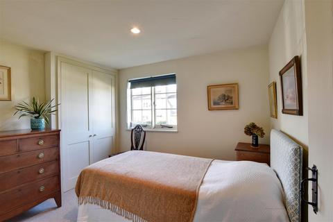 2 bedroom end of terrace house for sale, School Hill, Winchelsea