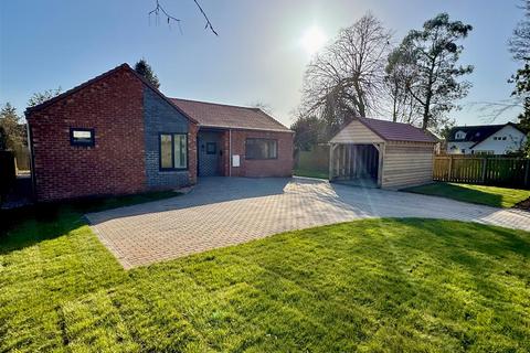2 bedroom detached house for sale, Chantry Way, Swanland HU14
