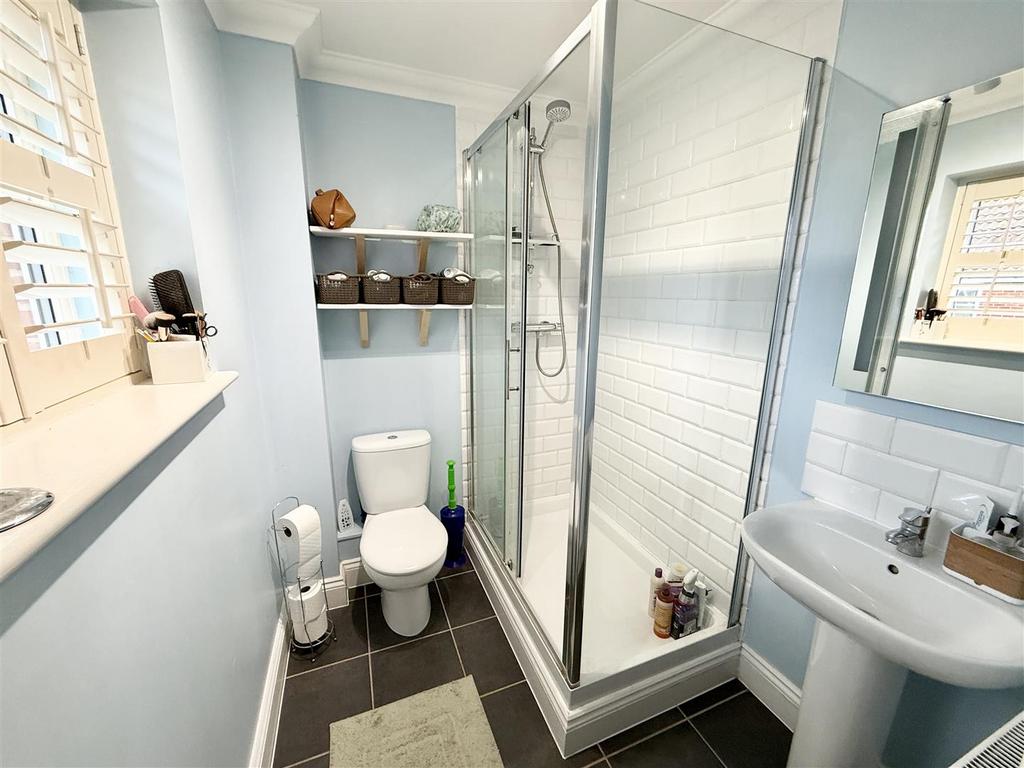 En suite shower room