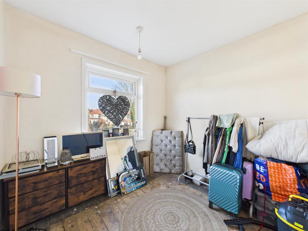 Bedroom: