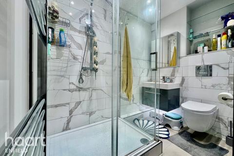 1 bedroom apartment for sale, Bagshot Road, Enfield