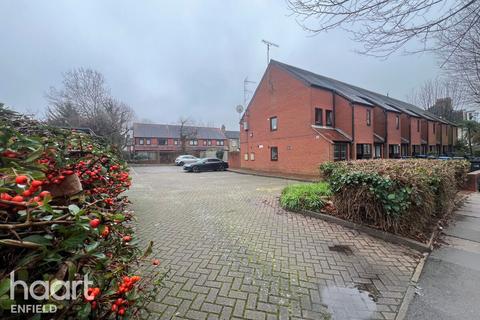 1 bedroom apartment for sale, Bagshot Road, Enfield
