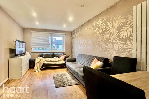 undefined, Bagshot Road, Enfield