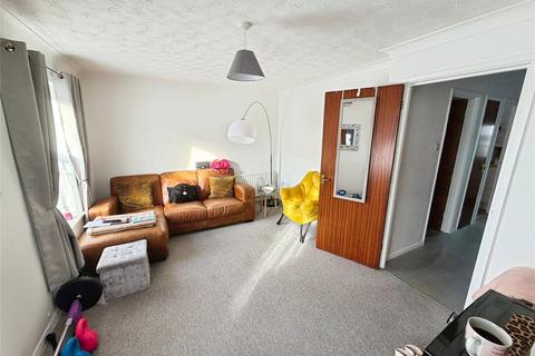2 bedroom flat to rent, High Street, Fenstanton, Huntingdon, PE28