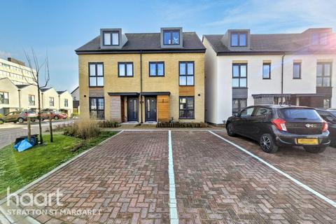3 bedroom semi-detached house for sale, Crampton Road, Swindon