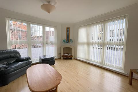 2 bedroom apartment to rent, Symphony Court, Sheepcote Street
