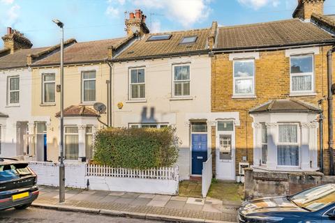 Graveney Road, London SW17