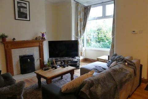 3 bedroom terraced house to rent, East Parade, Ilkley LS29