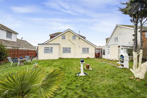 6 bedroom detached house for sale, Vernon Avenue, PEACEHAVEN