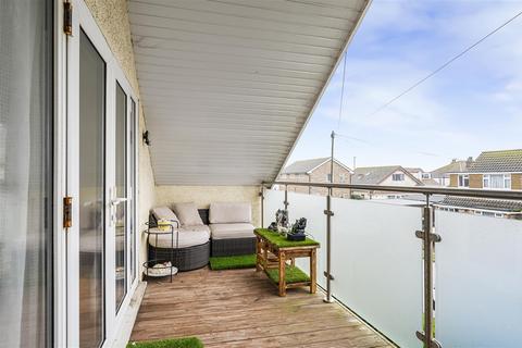 6 bedroom detached house for sale, Vernon Avenue, PEACEHAVEN