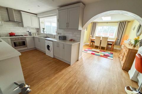 4 bedroom detached house for sale, Grove Road, West Huntspill, Highbridge, Somerset, TA9
