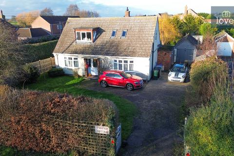 4 bedroom detached house for sale, Conisholme road, North Somercotes LN11