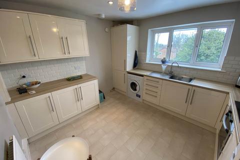 2 bedroom maisonette for sale, Fir Tree Court, Elstree