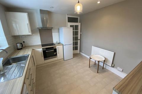 2 bedroom maisonette for sale, Fir Tree Court, Elstree