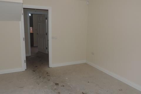 3 bedroom townhouse to rent, 63 Woodland Road, Leicester, Leicestershire, LE5 3PG