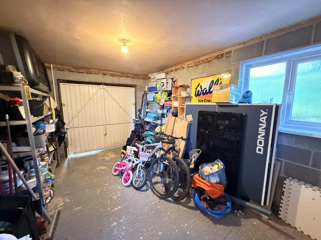 Integral Garage