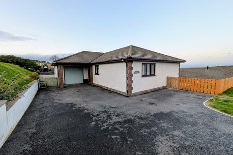 3 bedroom bungalow for sale, 5 Rhiwgoch, Aberaeron, SA46