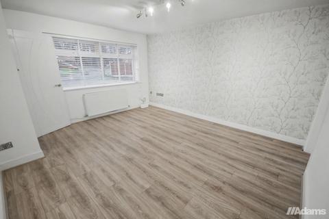 3 bedroom semi-detached house to rent, Snowdrop Close, Beechwood, Runcorn, WA7 4PL