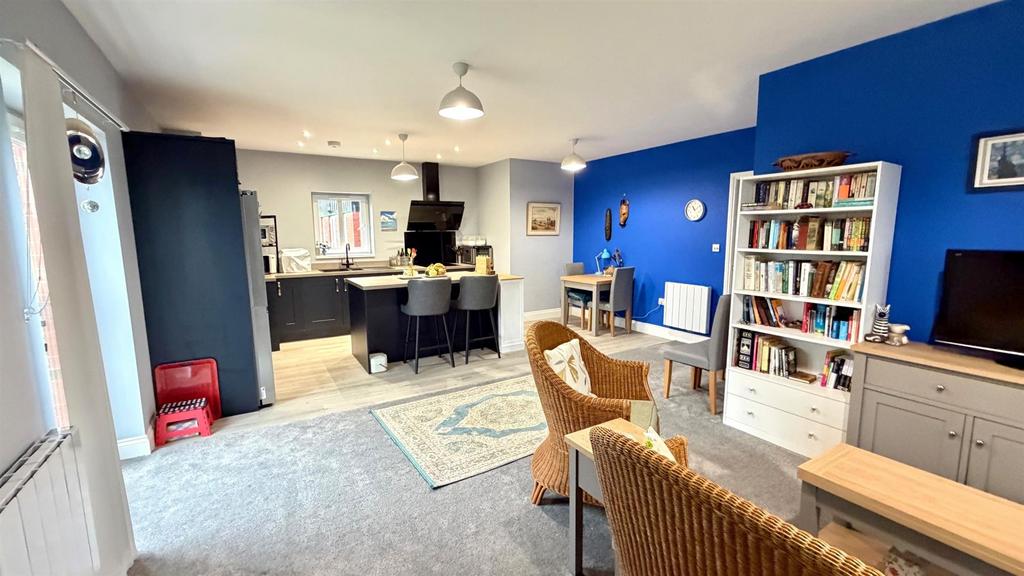 Lounge to kitchen/dining area