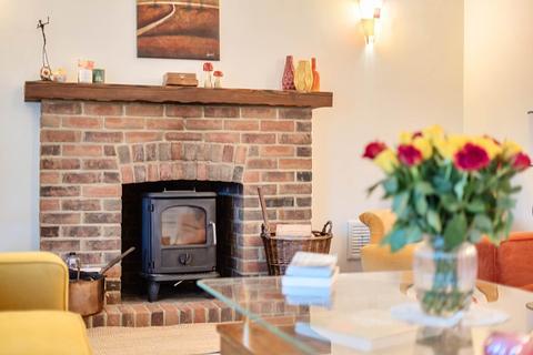undefined, Highdown Hill Road, Reading RG4