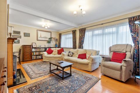 4 bedroom detached house for sale, Stafford Road, Petersfield