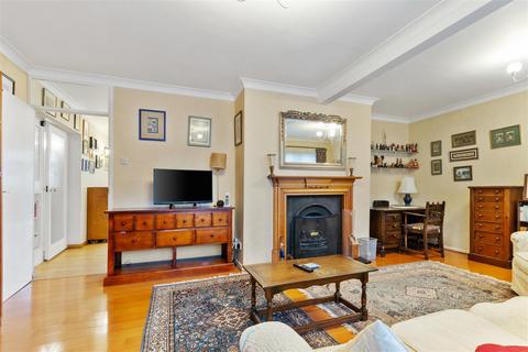 4 bedroom detached house for sale, Stafford Road, Petersfield
