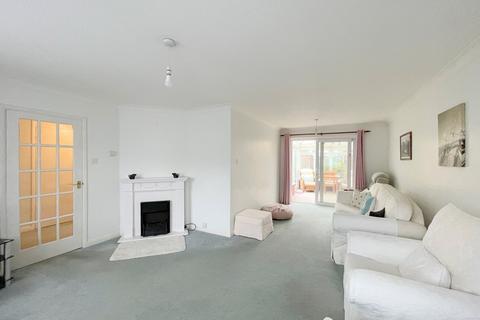 2 bedroom property for sale, Woodfield Drive, West Mersea, Colchester, CO5