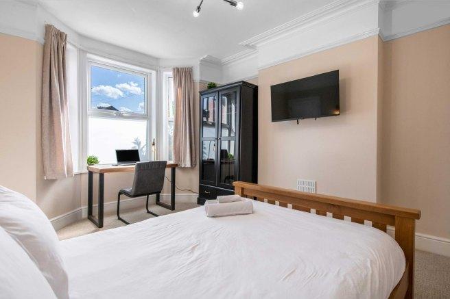 Montpelier-road-ng7-2jw-1016000
