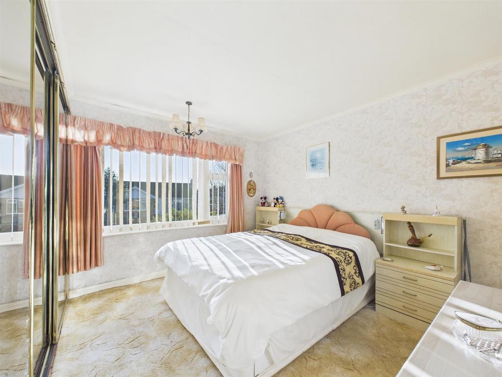 Bedroom:
