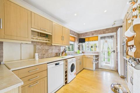 2 bedroom detached bungalow for sale, Sandsacre Avenue, Bridlington