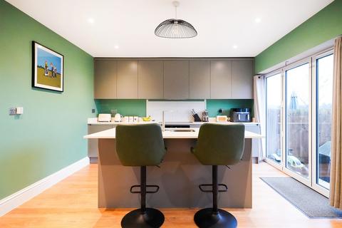 undefined, Everard Avenue, Sheffield S17
