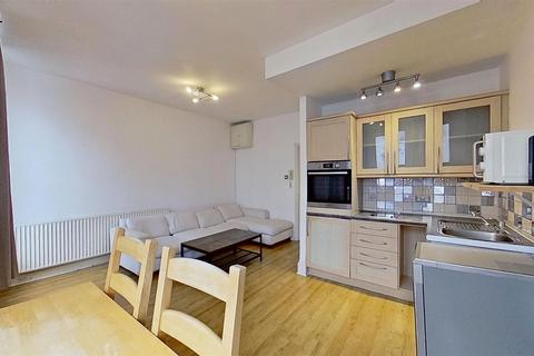 1 bedroom flat for sale, Battersea Rise, London