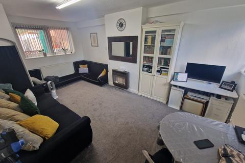 3 bedroom semi-detached house for sale, Leicester LE4