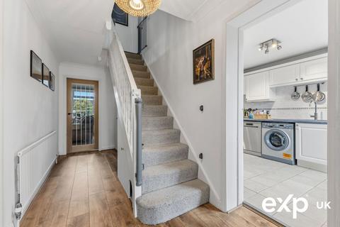 4 bedroom detached house for sale, Ashford Drive, Nottingham NG15