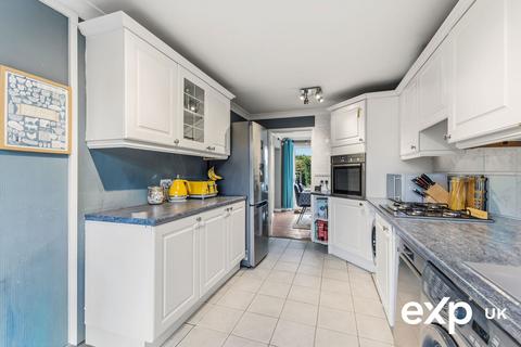 4 bedroom detached house for sale, Ashford Drive, Nottingham NG15