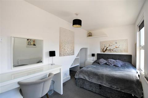 4 bedroom terraced house to rent, George Street, Berkhamsted, HP4