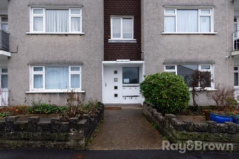 undefined, Llanishen, Cardiff CF14